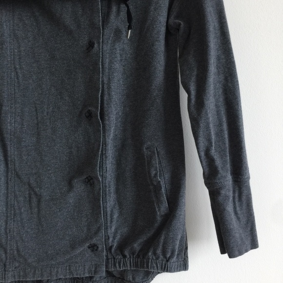 GUESS Kendra Jacket - Picture 4 of 8